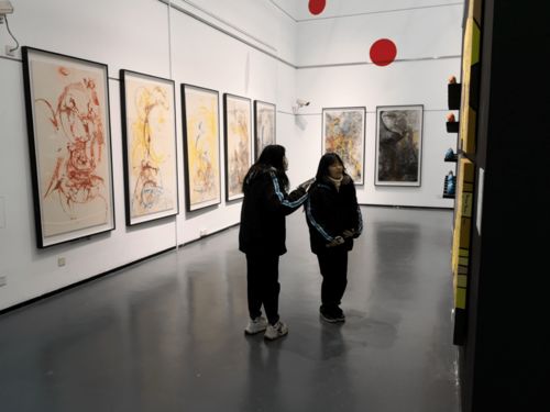 學院新聞 上海視覺藝術學院附屬高級中學師生來我院參觀交流